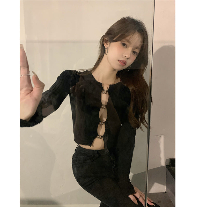 Black Hot Girl Knitted Sweater Short Temperament Design Sense Niche Retro