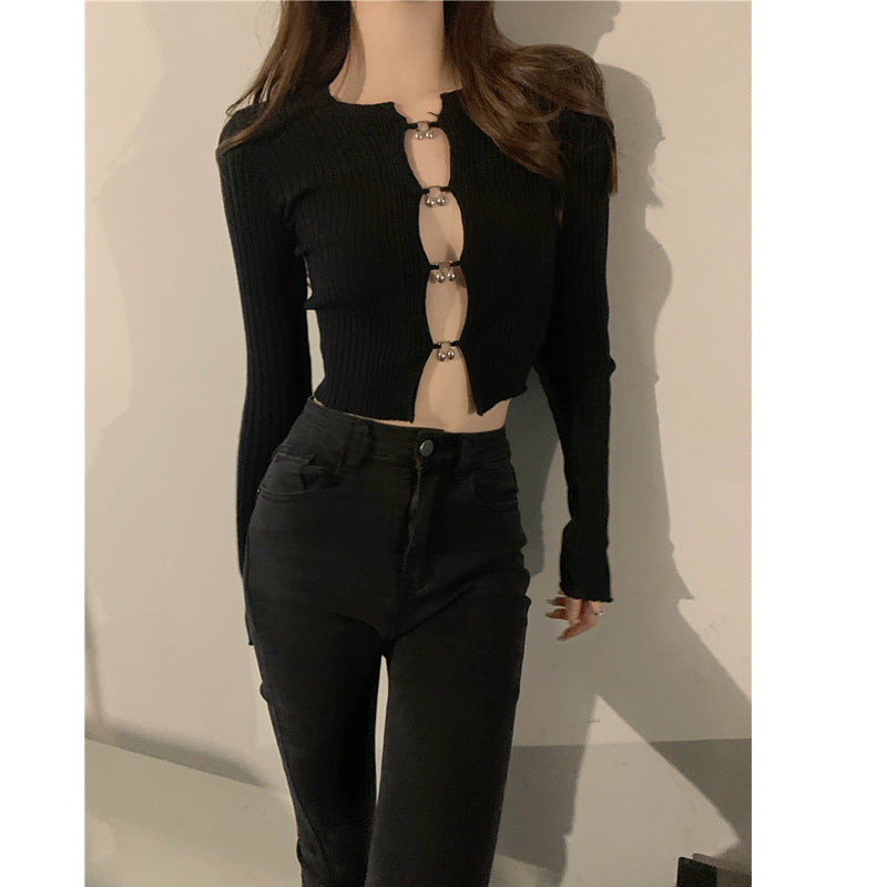 Black Hot Girl Knitted Sweater Short Temperament Design Sense Niche Retro